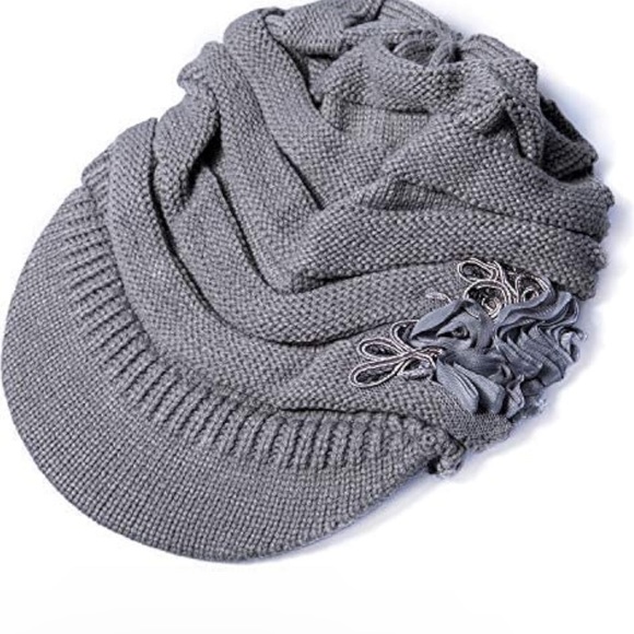 Gray Womens Winter Hats with Visor Winter Gloves Sequined Flower Touchscreen … - Picture 4 of 5